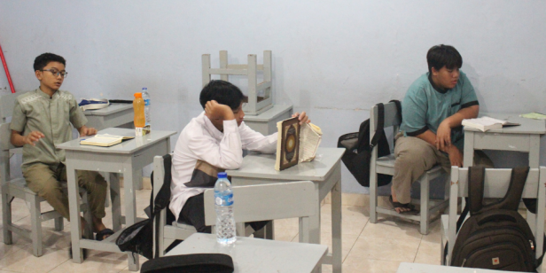 AL-Quran Day kelas 8