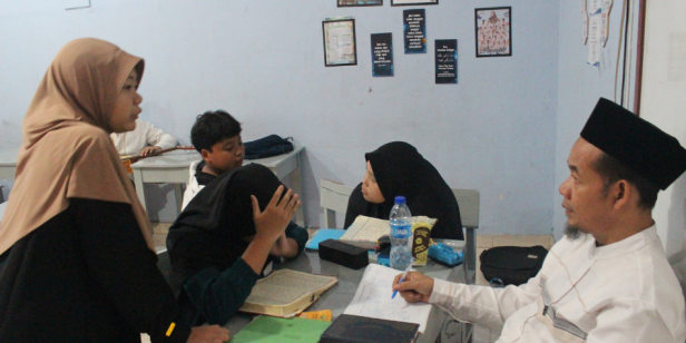 AL-Quran Day kelas 8